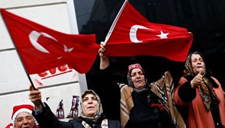 Темата за автобусите е актуална преди всички избори от 27 години насам Темата за автобусите е актуална преди всички избори от 27 години насам