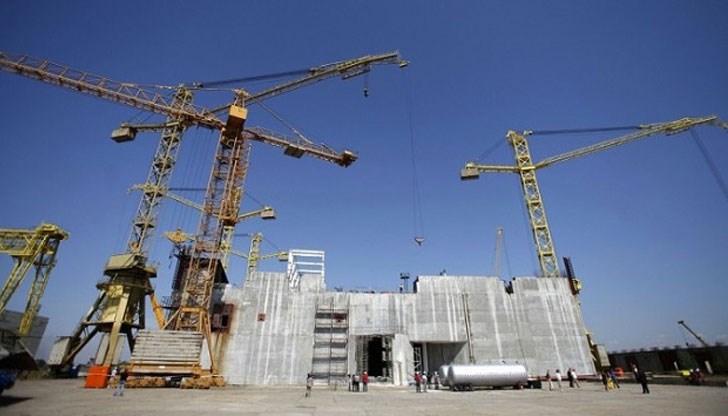 Два ядрени реактора минават по реката в началото на април Два ядрени реактора минават по реката в началото на април