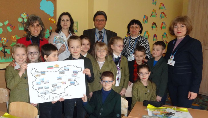 За първи път в историята на русенското училище "Възраждане" педагози участват в такъв тип международно съвместно обучение