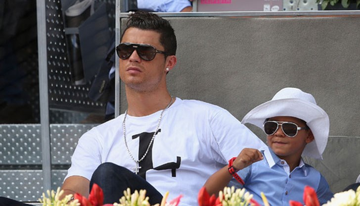 Сурогатна майка износва наследниците на футболиста Сурогатна майка износва наследниците на футболиста