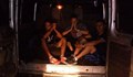 В Бургас откриха камион тъпкан с мигранти