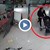 Нагла кражба на детска количка от магазин