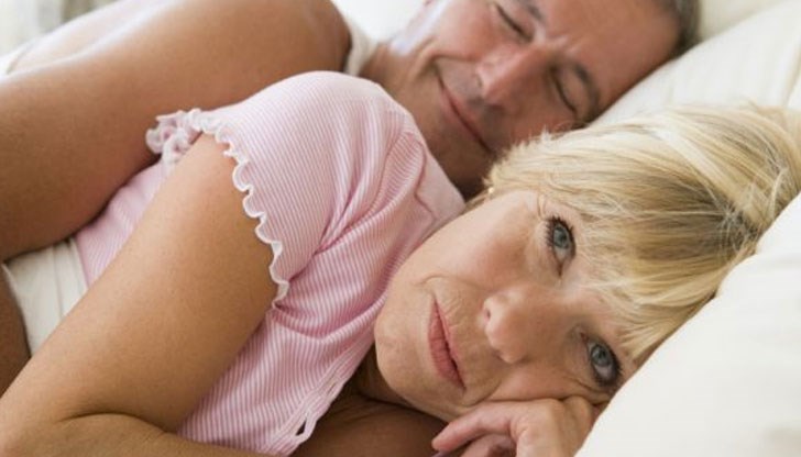 Според учени възрастните хора се нуждаят от седем до девет часа сън на нощ, също толкова, колкото растящите юноши