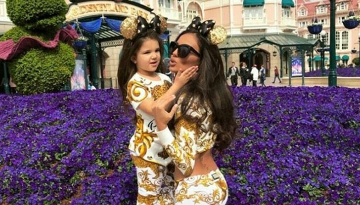 Водещата подари екскурзия до Дисниленд за 5-я рожден ден на Никол