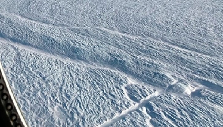 Разцепването на ледник в Гренландия може да доведе до повишаване морското равнище на Земята