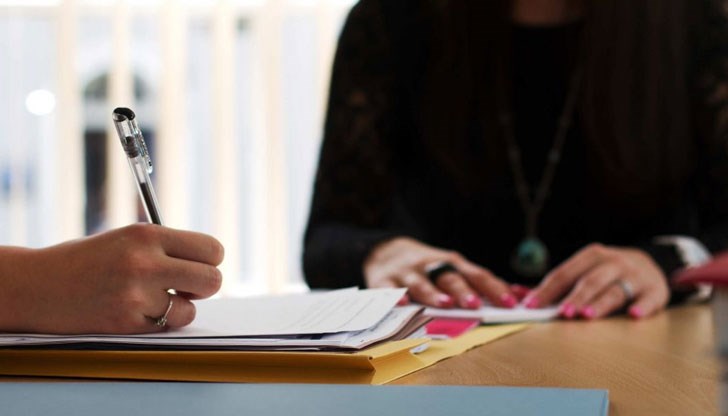 С измами превръщат богати хора в бедни, а психично болни и самотни старци – в клошари