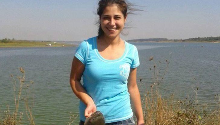 28-годишната хубавица се пребори с 15-килограмовото "чудовище"