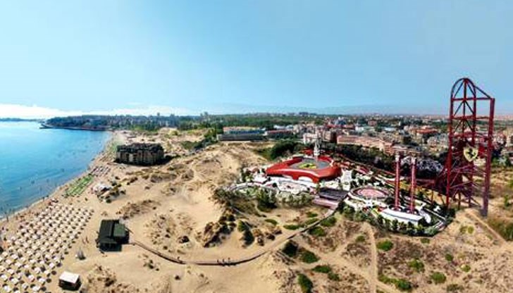 Ferrari Beach ще се намира до световноизвестния плаж "Какао бийч" и ще струва над €150 000 000