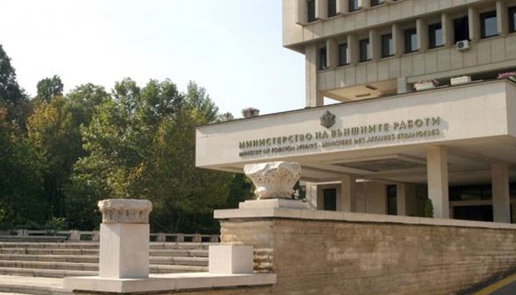 България приемала въздушните удари на САЩ по Сирия?