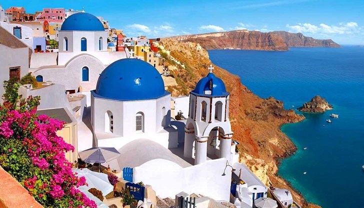 Цените на имотите в Гърция ще падат до 2019 година