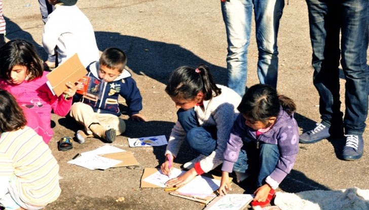 Поставянето на задължителните ваксини на децата може да бъде обвързано със спирането на детските добавки и социалните помощи