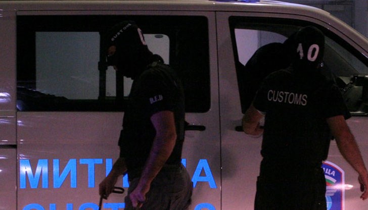 Това става ясно от проект на Инструкция за взаимодействие между митническите органи и органите на Министерството на вътрешните работи Това става ясно от проект на Инструкция за взаимодействие между митническите органи и органите на Министерството на вътрешните работи