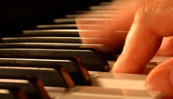 „заЕДНО“ отново събира русенци в подкрепа на каузата на НУИ „Талант без граници“