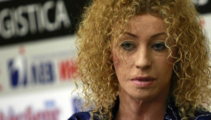 39-годишната треньорка по художествена гимнастика Ина Ананиева се оттегли, защото очаква своята рожба 39-годишната треньорка по художествена гимнастика Ина Ананиева се оттегли, защото очаква своята рожба