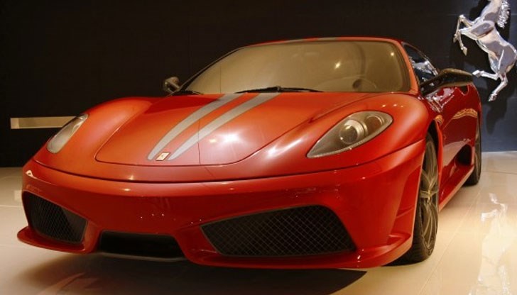 Моделът 2007 F430 F1 Coupe е купен от новия президент на САЩ преди десетилетия Моделът 2007 F430 F1 Coupe е купен от новия президент на САЩ преди десетилетия