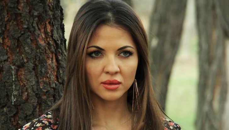 Вижте новото гадже на санданския славей