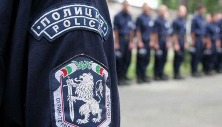 Вместо да ловят бандити, полицаите се превърнаха в писарушки Вместо да ловят бандити, полицаите се превърнаха в писарушки