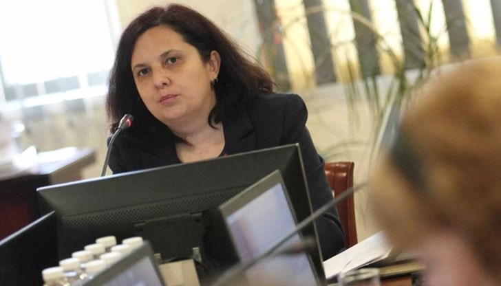 Министерството приема, че действията на служителя са умишлени, с цел злепоставяне на институцията Министерството приема, че действията на служителя са умишлени, с цел злепоставяне на институцията