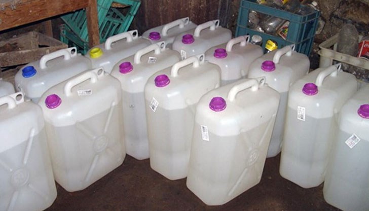 Неджат скрил в газовата си уредба вещество, от което се синтезира около 30 килограма хероин Неджат скрил в газовата си уредба вещество, от което се синтезира около 30 килограма хероин