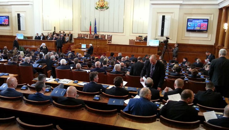 „За“ текста гласуваха единодушно 169 народни представители „За“ текста гласуваха единодушно 169 народни представители