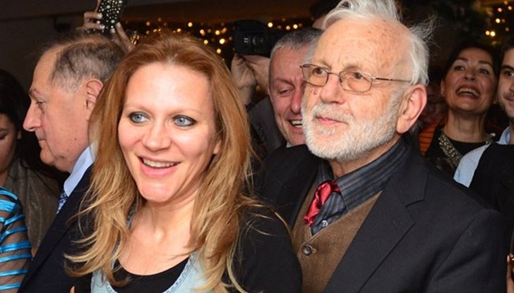 Актьорът Ицкхак Финци потвърди новината, че детето, което чакаше приятелката му, е негово