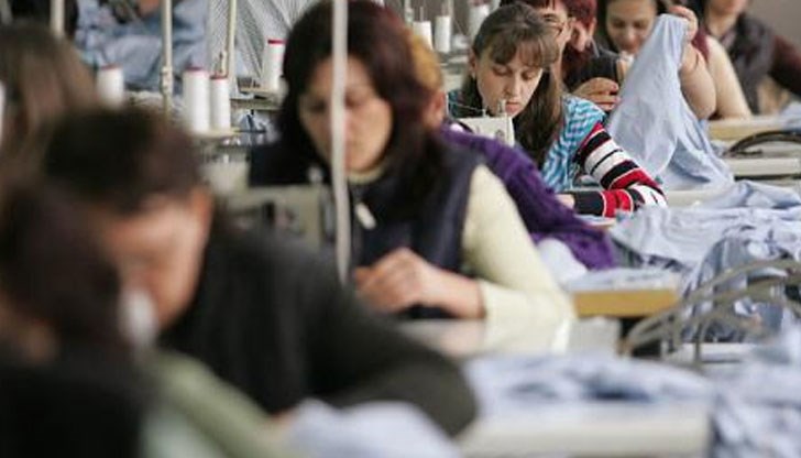 Те ходят на работа, а нямат пари да нахранят семейството и децата си