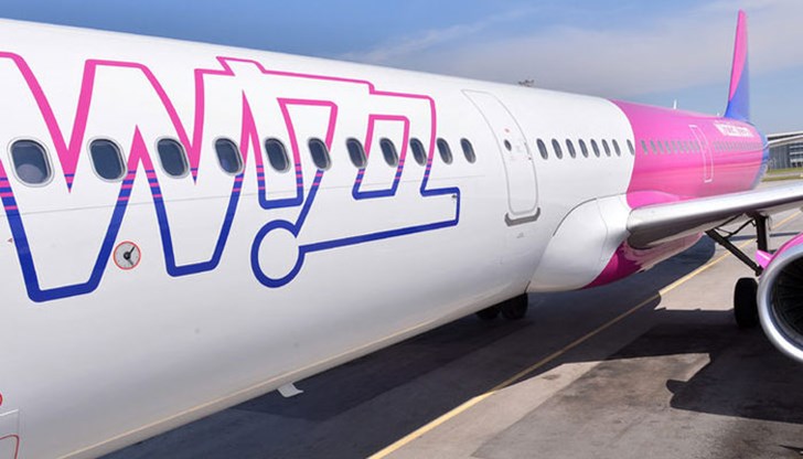 Нискотарифният превозвач Wizz Air може да съди летище София заради изравняването на таксите за обслужване на пътници на двата терминала
