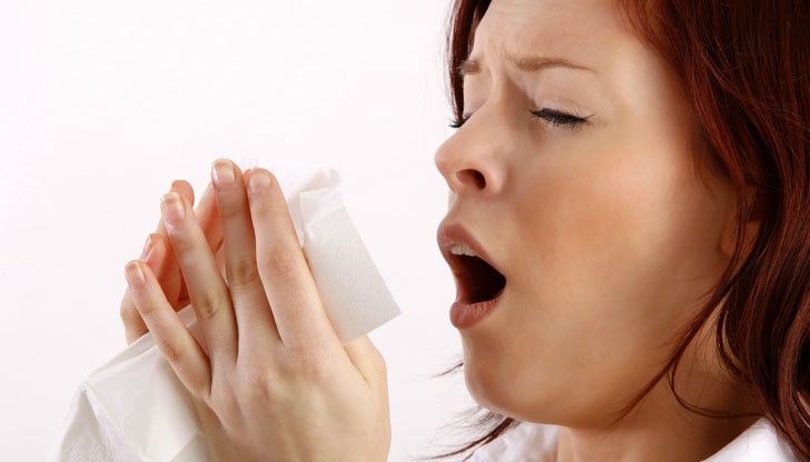 Той започва като хрема и ни държи глухи за две седмици