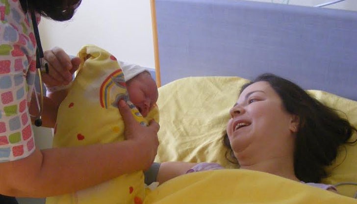 Четири са темите, които са планирани за месец април в Дните на отворените врати в отделението по „Акушерство”