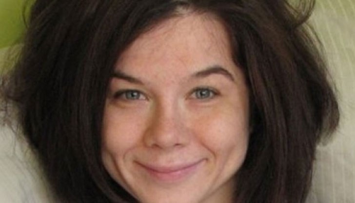 Жаклин дарява щастие на хората, чрез...прегръдки! Жаклин дарява щастие на хората, чрез...прегръдки!