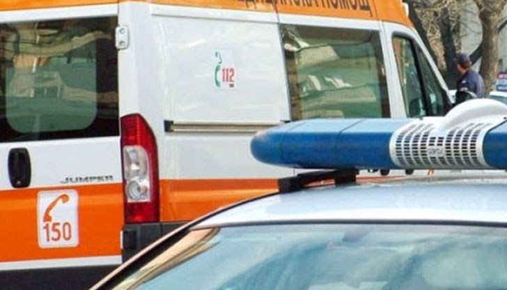 Жената е ударена на заден ход от товарен автомобил „Ивеко"
