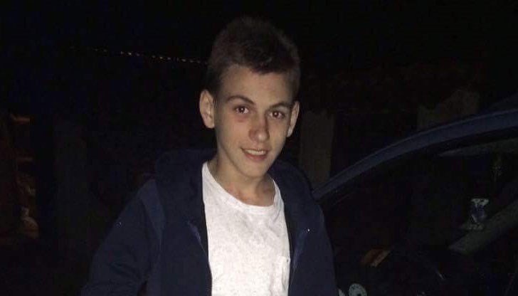 Само за 2 месеца нужните 300 000 лева за трансплантация на костен мозък в Германия на 15-годишния Даниел от Ардино бяха събрани