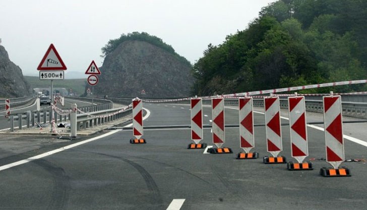 Тунелът по магистрала "Хемус" ще бъде затворен за няколко дни от утре Тунелът по магистрала "Хемус" ще бъде затворен за няколко дни от утре