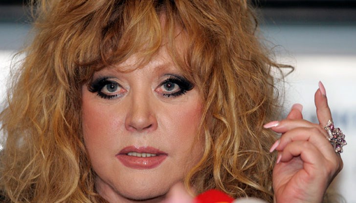 Звездата разказа, че в най-безумната й постъпка има замесен българин