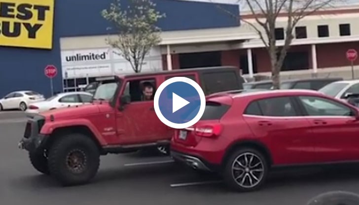 Кадрите показват какво може да се случи, когато паркираме безхаберно...