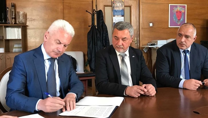 Това се случи преди Румен Радев да връчи мандата на Борисов Това се случи преди Румен Радев да връчи мандата на Борисов