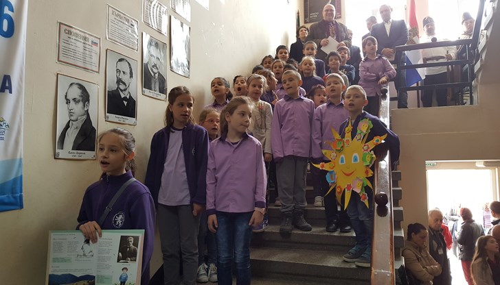 Денят на отворените врати откри директорът на училището Енчо Енчев