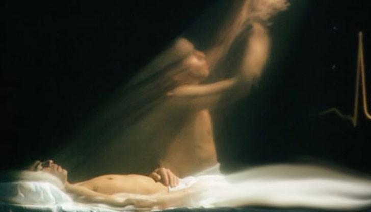 Организмът самостоятелно започва да подготвя нервната система за смъртта, затова много пациенти изпадат в паника или депресия