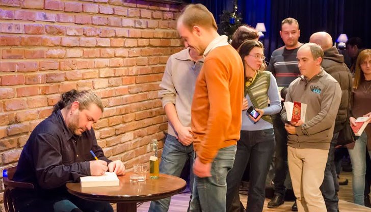 Стоян Николов-Торлака за пръв път пред русенци