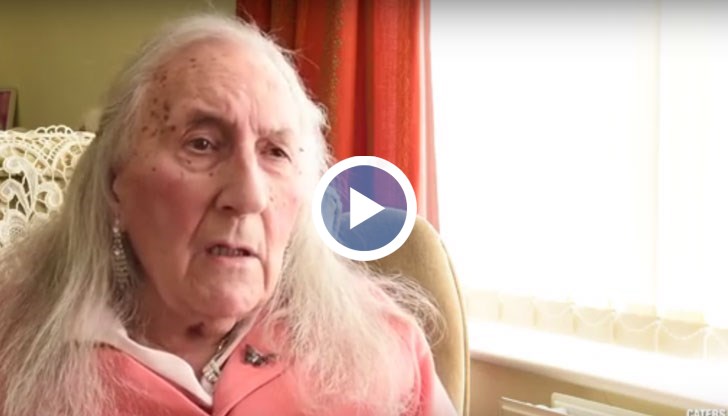 Питър е само на 3 години, когато осъзнава, че иска да е момиче. И прекарва целия си живот в страх