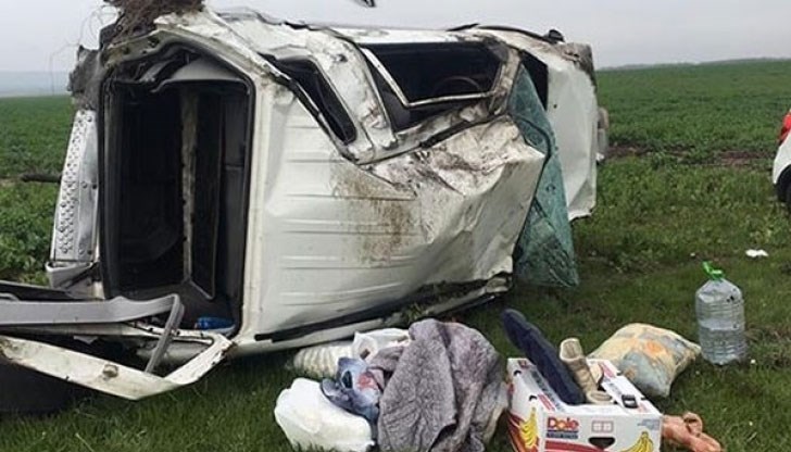 Още трима са пострадали след като три коли са се блъснали