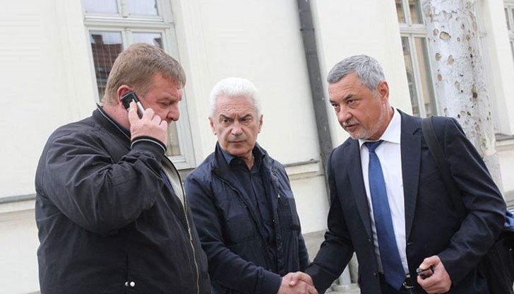 Патриотарите били клекнали за минималните пенсии. Ах, каква изненада! Патриотарите били клекнали за минималните пенсии. Ах, каква изненада!