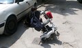 Жена в инвалидна количка падна в дупка