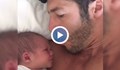Как един татко приспа плачещо бебе за секунди