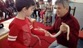 Змия на русенския музей бори страха у децата