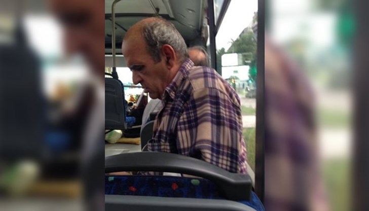 Дива чалга за доброто настроение на пътниците в автобус номер 16