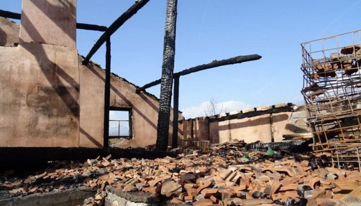 През зимата бяха запалени къщата и колата на екозащитника при поредния опит за сплашване