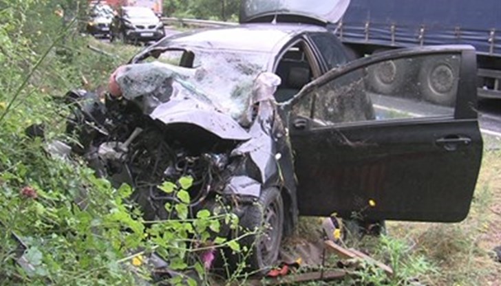 Сблъсък между лек автомобил с русенска регистрация и друг с ловешка