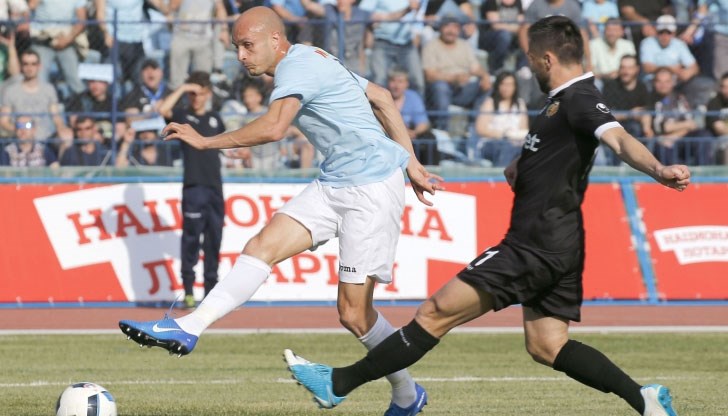 Русенският тим гостува днес на Локомотив с амбицията да запише първа победа над този съперник през сезона Русенският тим гостува днес на Локомотив с амбицията да запише първа победа над този съперник през сезона