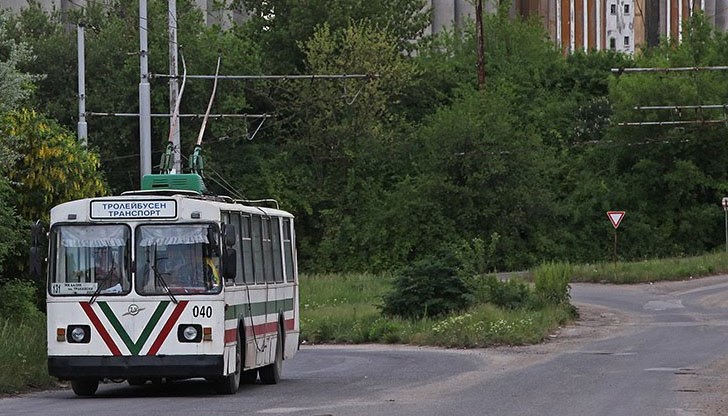 Колата минавала под мостовото съоръжение по булевард "Русия" в Добрич / Снимката е илюстративна Колата минавала под мостовото съоръжение по булевард "Русия" в Добрич / Снимката е илюстративна